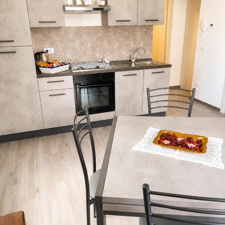 Lescen White Residence - Lake View - Appartamento con Balcone - 22