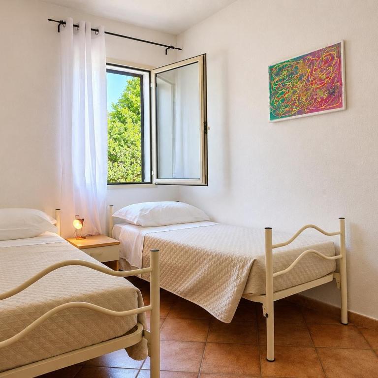 Topazio Rubino - Appartamenti con spazio esterno a Orosei - Two-Bedroom House - 5