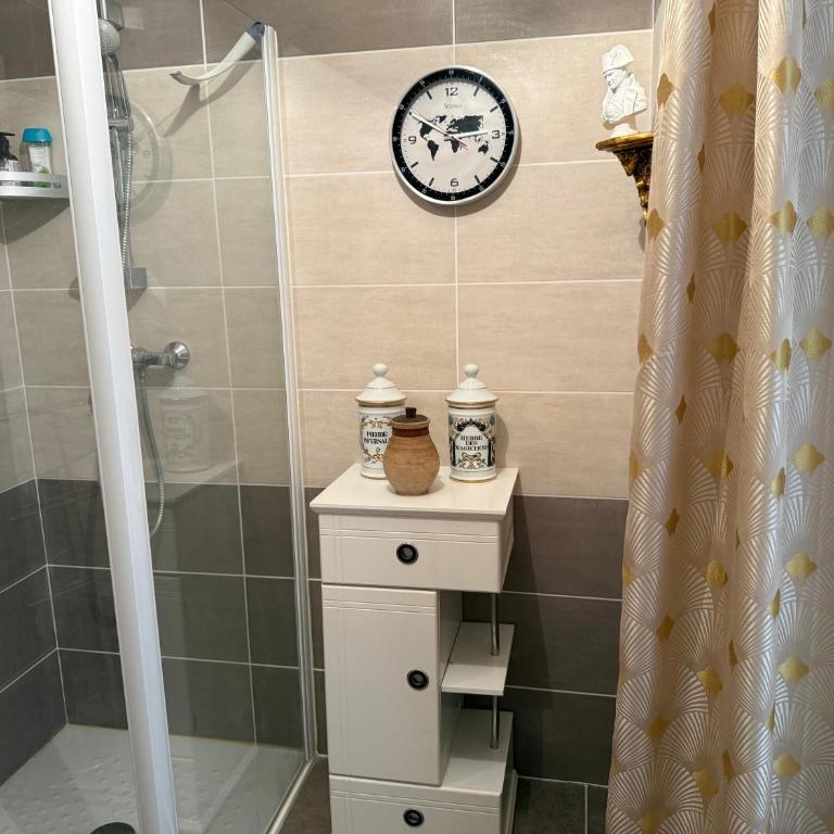 Bel appartement avec piano - Apartment mit 2 Schlafzimmern - 3