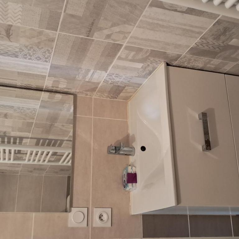 Bel appartement avec piano - Apartment mit 2 Schlafzimmern - 6