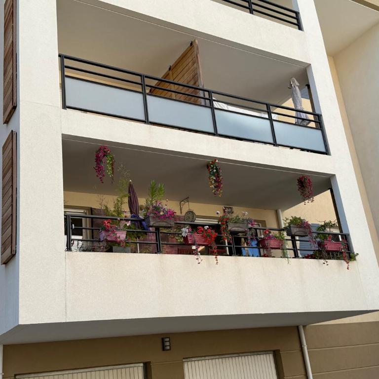 Bel appartement avec piano - Apartment mit 2 Schlafzimmern - 7