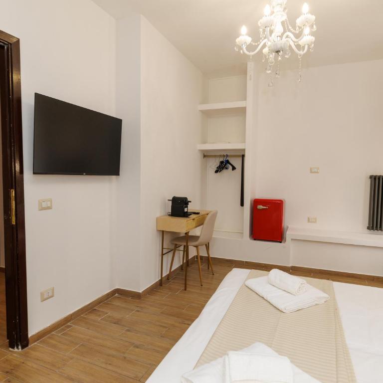Via Veneto Art Suite - Guest House - Camera Matrimoniale - 3