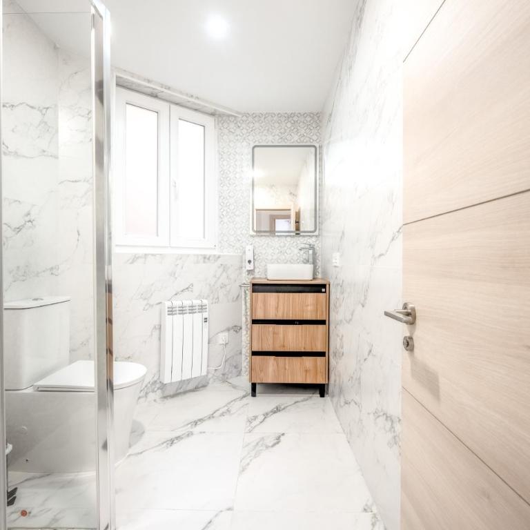 LUJO Parking, Proyector, Maquinita y Patinetes - Apartment mit 3 Schlafzimmern - 40