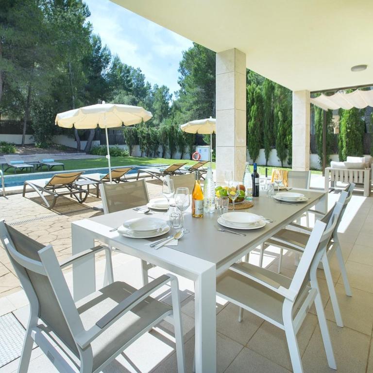 Villa Manresa - Villa con piscina privada - 11