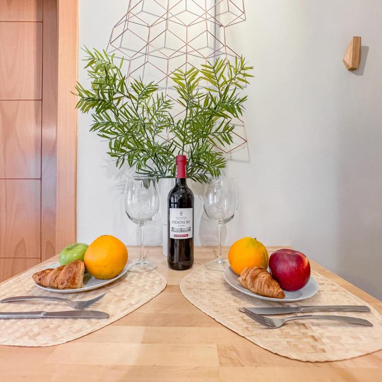 Bailen Central Lofts by Stay Belonio - Loft - 10