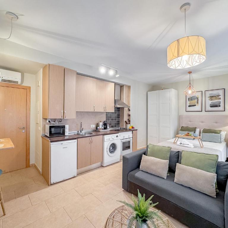 Bailen Central Lofts by Stay Belonio - Loft - 2
