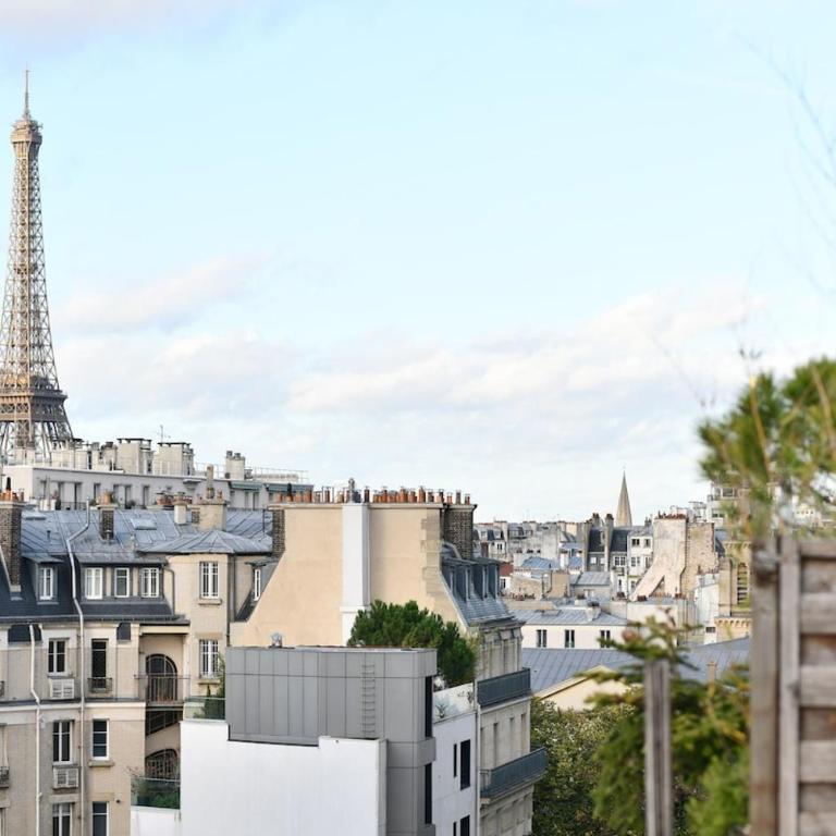 Balcony Eiffel Tower View - Appartamento con 2 Camere da Letto - 6
