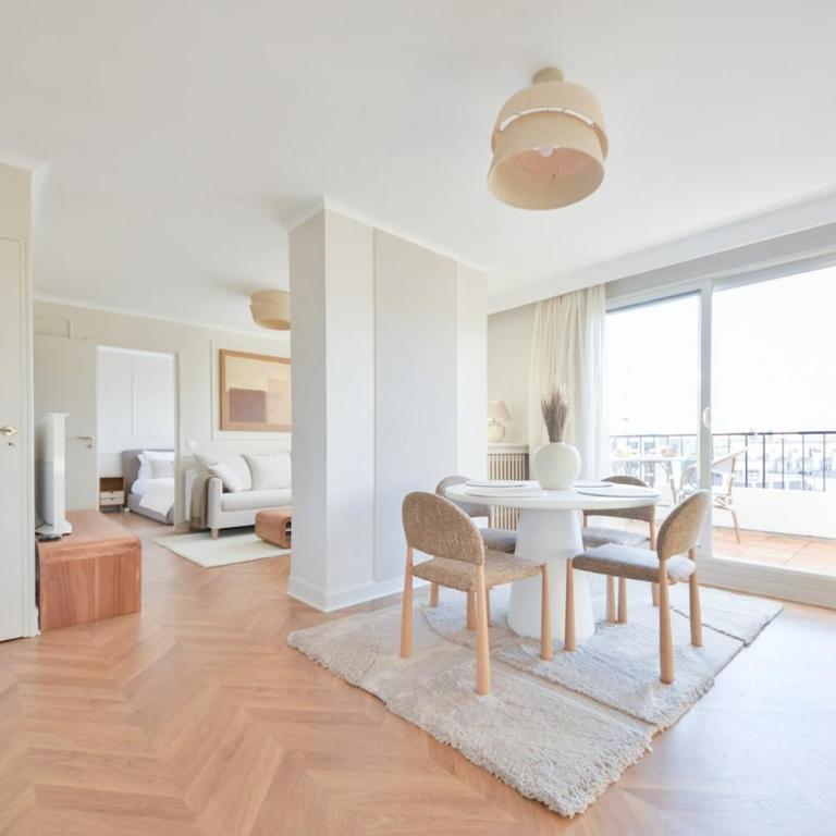 Balcony Eiffel Tower View - Appartamento con 2 Camere da Letto - 24
