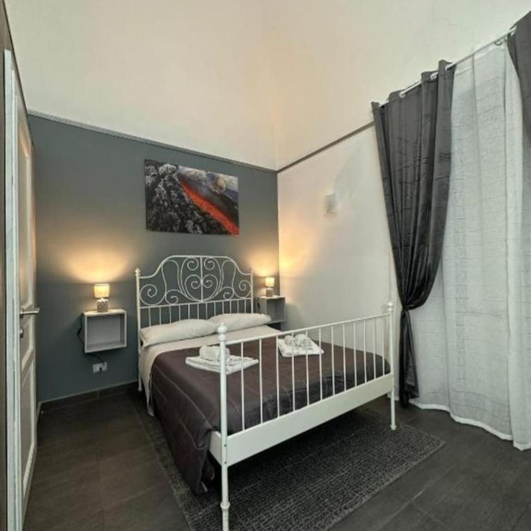 Catania city center appartaments - Four-Bedroom House - 12