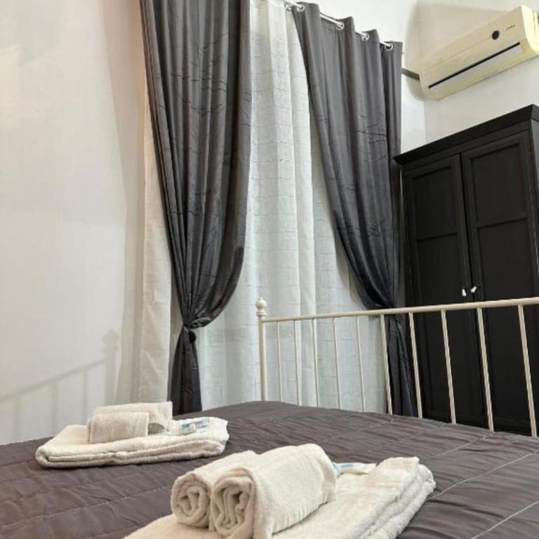 Catania city center appartaments - Four-Bedroom House - 2