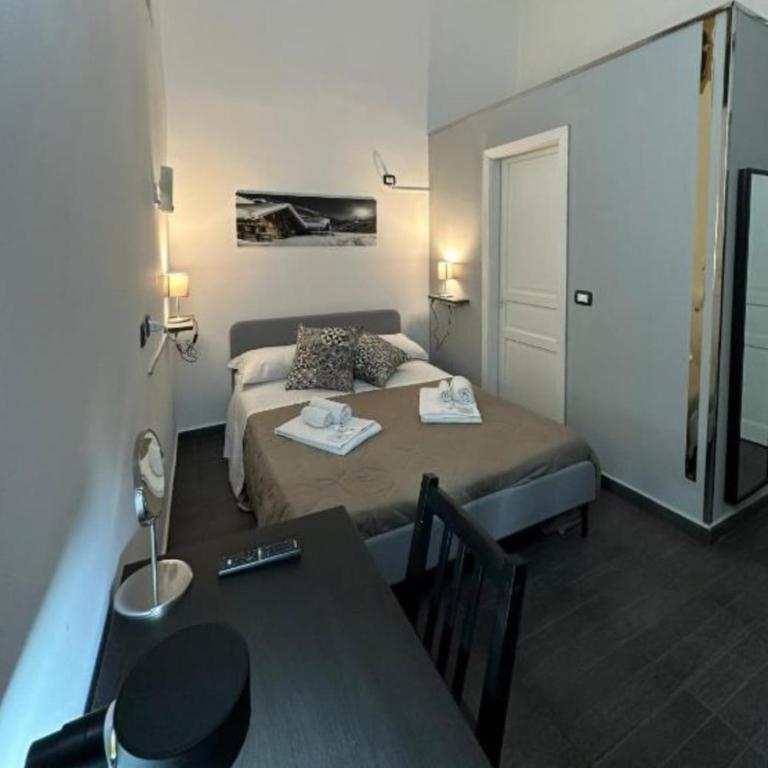 Catania city center appartaments - Small Double Room - 7