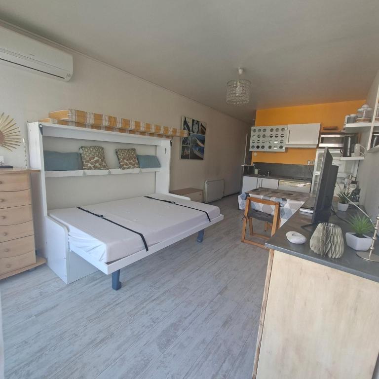 studio chambre cabine proche de tous les sites et commodités - One-Bedroom Apartment - 6