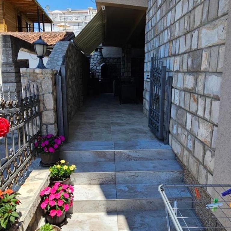 Apartmani Vila Ena - Apartman sa 2 Spavaće Sobe - 1