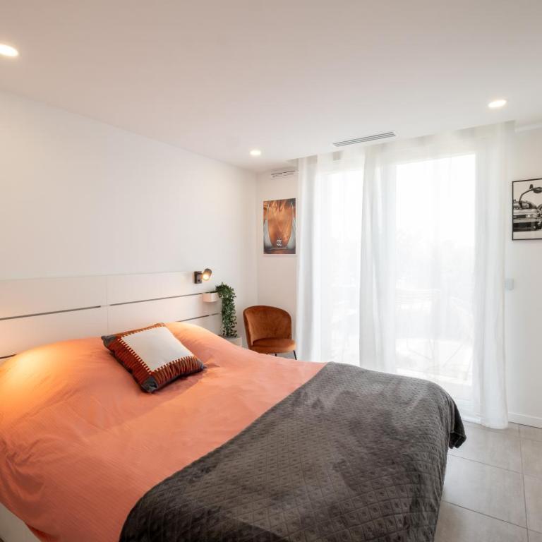 Rooftop Standing entre Biarritz et Bayonne Climatisation & Garage - Appartement 2 Chambres - 13