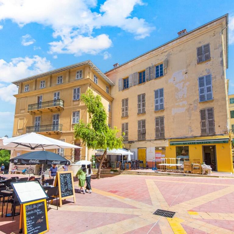 Séjour authentique dans la vieille ville de Menton - Appartement 3 Chambres - 23