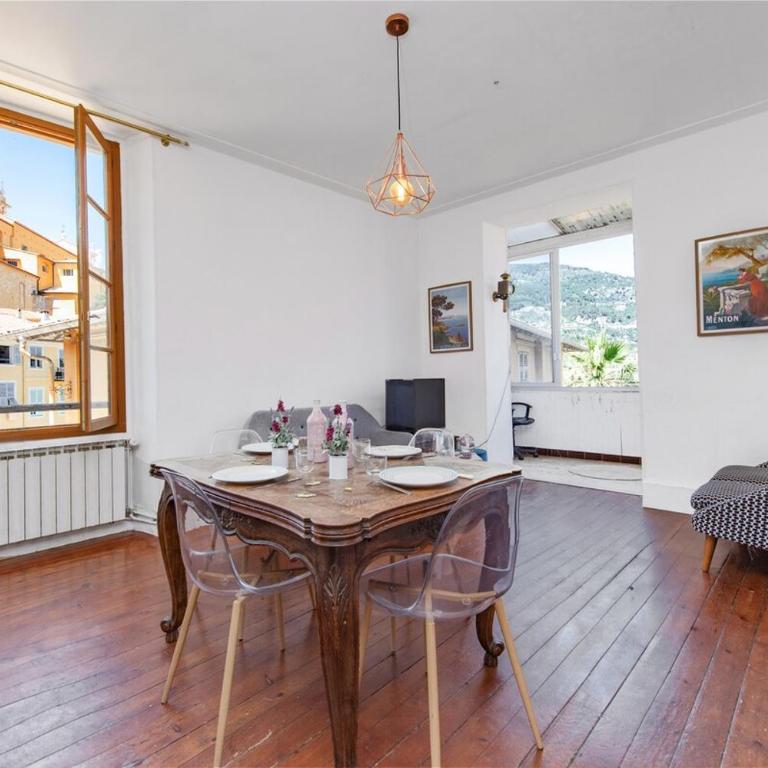 Séjour authentique dans la vieille ville de Menton - Appartement 3 Chambres - 24