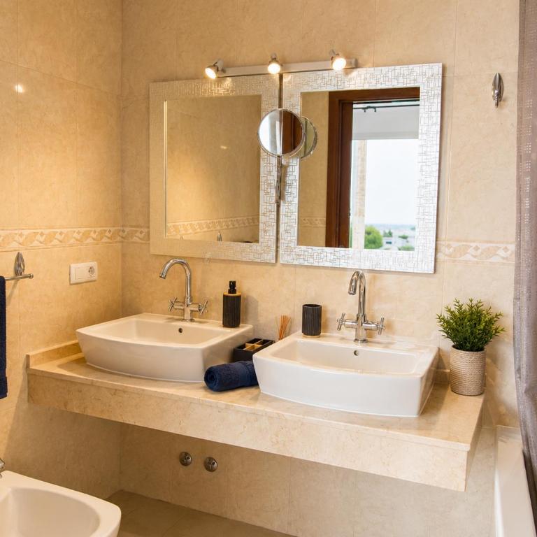 Villa Costa Adeje 3BR with Heated Pool, Outdoor Kitchen & Gas BBQ, Aircon, Stunning Views by Aqua Vista Tenerife - Villa avec Piscine Privée - 27