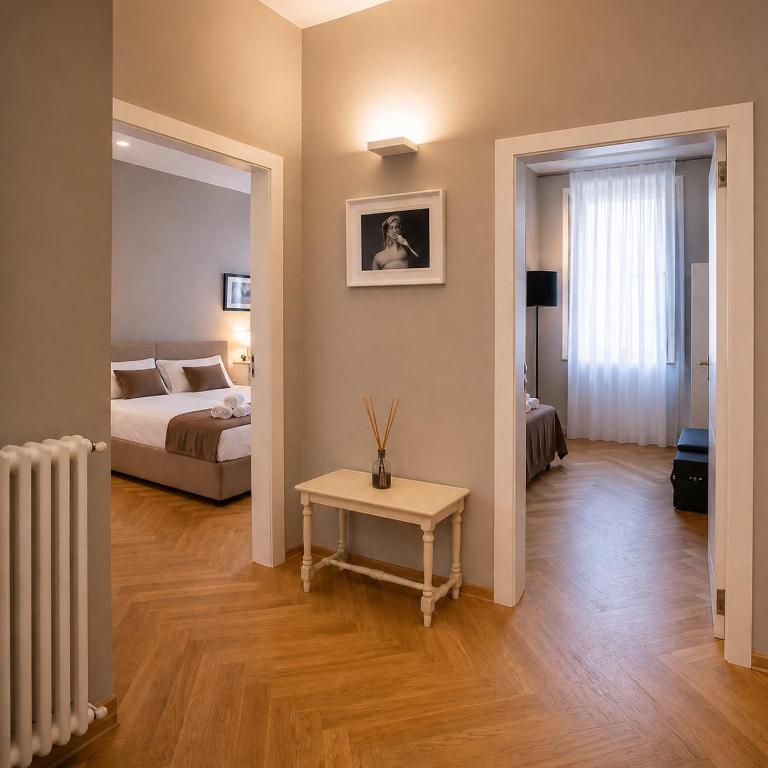 Eleganza e stile a due passi dal Duomo - Two-Bedroom Apartment - 8