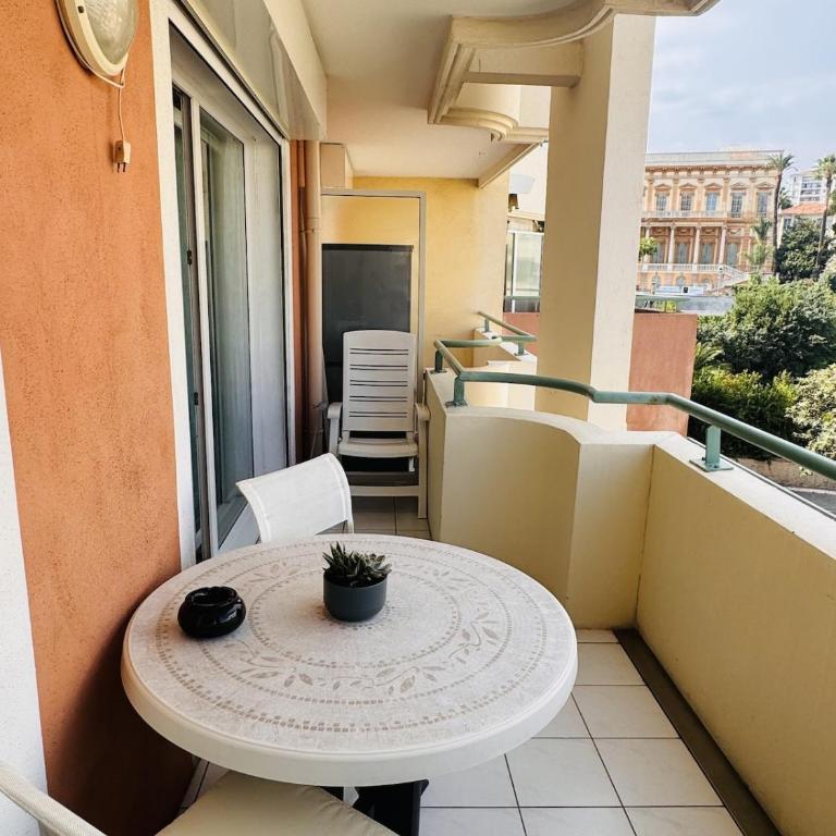 AZUREA 2P lumineux, Nice Plage, Parking, Clim - Appartamento con 1 Camera da Letto - 9