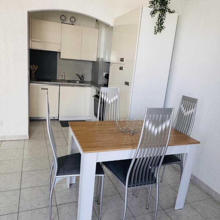 AZUREA 2P lumineux, Nice Plage, Parking, Clim - Appartamento con 1 Camera da Letto - 17