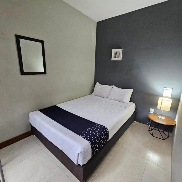 Singular Sócrates - Standard Double Room with Shared Bathroom - 13