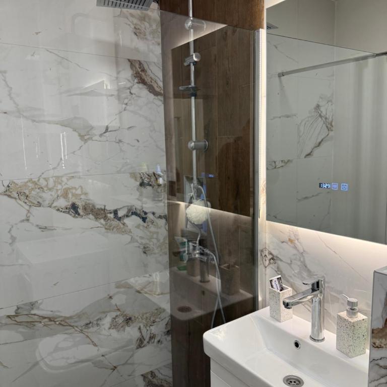 Central Deluxe Apartment - Apartman sa 1 Spavaćom Sobom - 28