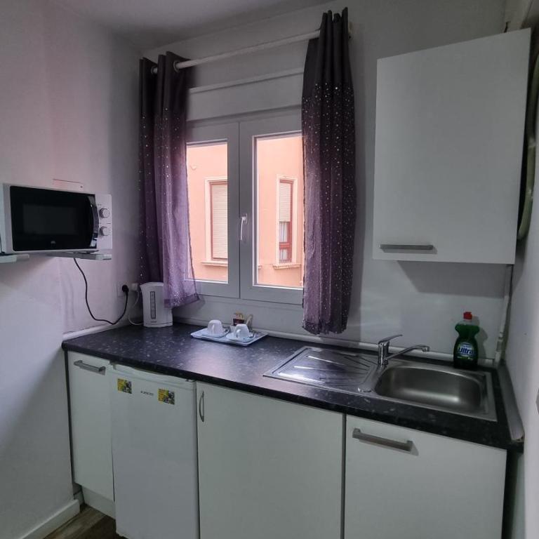hostal olozaga - Habitación Doble Deluxe con ducha - 4