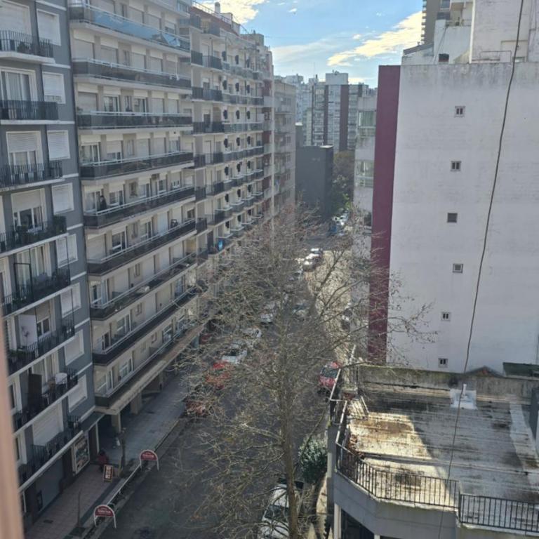 Hermoso dpto Alberti y Corrientes al frente muy luminoso - Apartamento de 1 dormitorio - 4