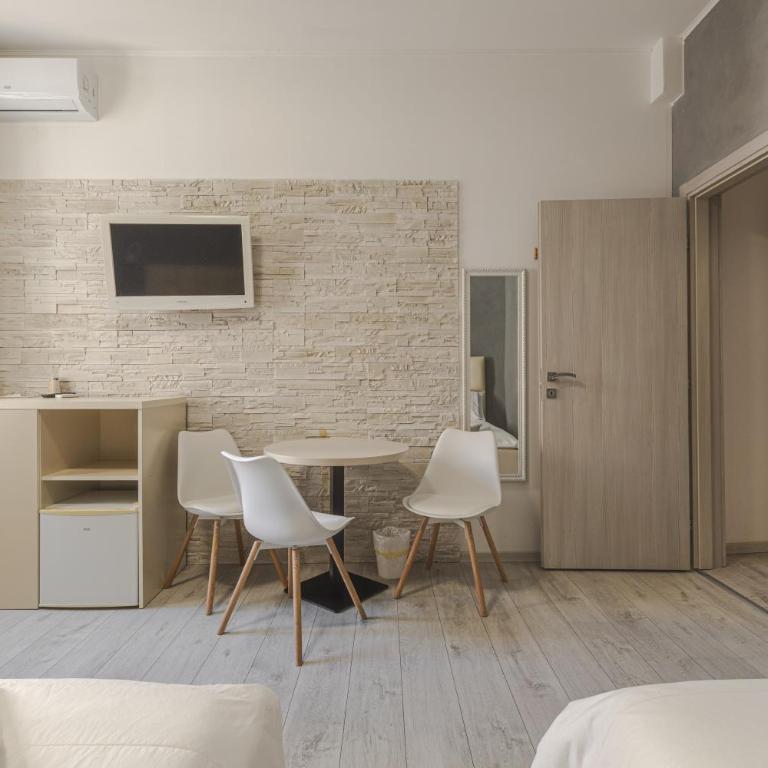 Trieste Centro Rooms-camere eleganti in pieno centro - Deluxe Doppel-/Zweibettzimmer - 3
