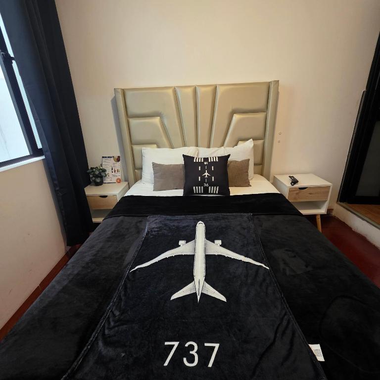 Lima Airport Hostel - FREE AIRPORT PICK UP - Habitación Individual con baño privado - 2