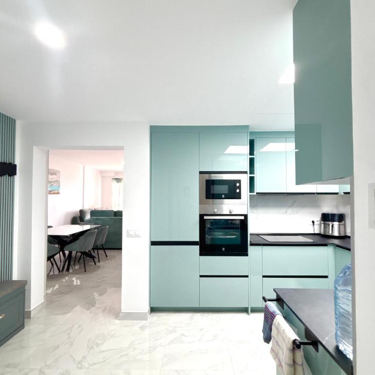 Guth Property - Appartamento con 3 Camere da Letto - 45
