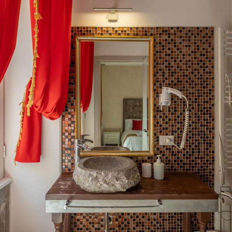 Trieste Centro Rooms-camere eleganti in pieno centro - Doppelzimmer mit eigenem Bad - 6
