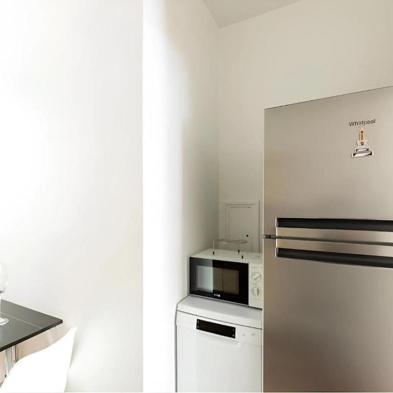 Arc de Triomphe View - Sleeps 7 - Elegant 1BR - Terrace - Appartement 1 Chambre avec Balcon et Vue sur la Ville - 36