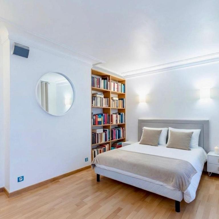 Elegant 2BR - Sleeps 7 - Walk to Arc de Triomphe - Appartement 2 Chambres - 13