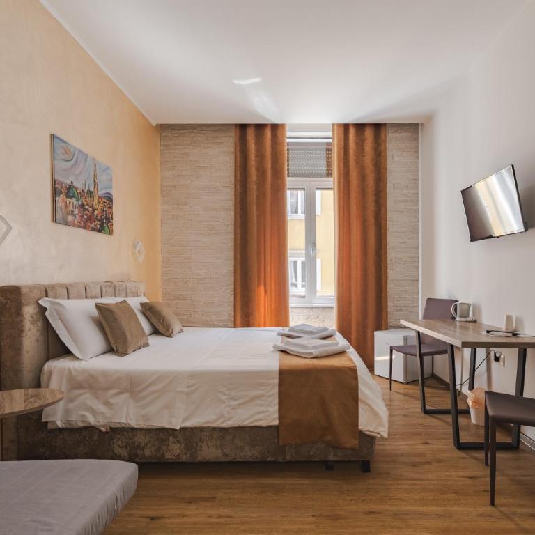 Trieste Centro Rooms-camere eleganti in pieno centro - Doppelzimmer mit eigenem Bad - 1