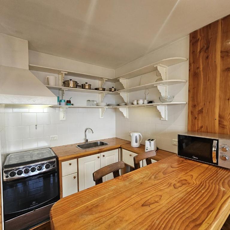 Lago y Ciudad, a pasos del Centro Civico - Apartamento de 1 dormitorio con balcón y vistas al agua - 5