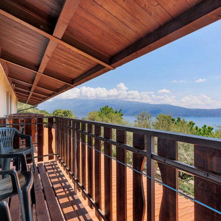 Agriturismo Scuderia Castello - Appartamento con 1 Camera da Letto e Vista Lago - 1