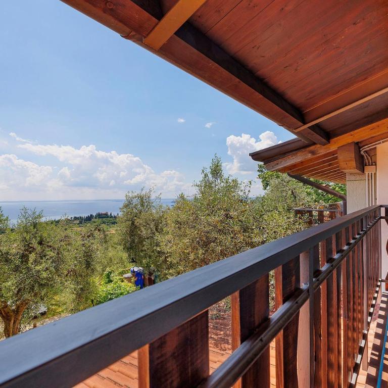 Agriturismo Scuderia Castello - Appartamento con 1 Camera da Letto e Vista Lago - 2