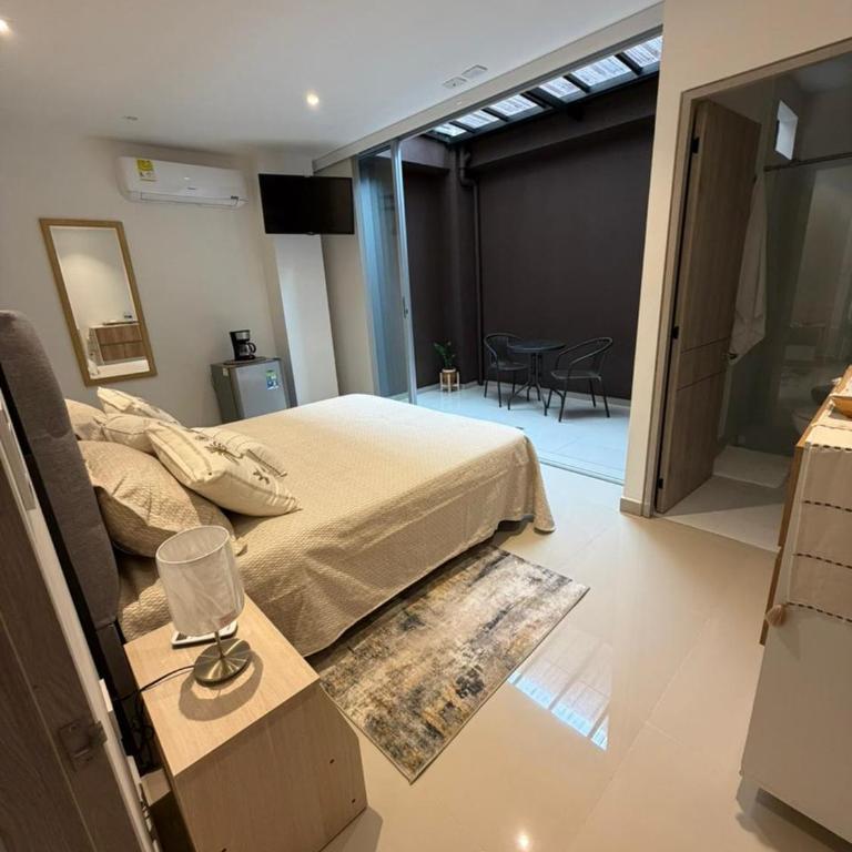 Las Lilas - 102 - One-Bedroom Apartment - 5