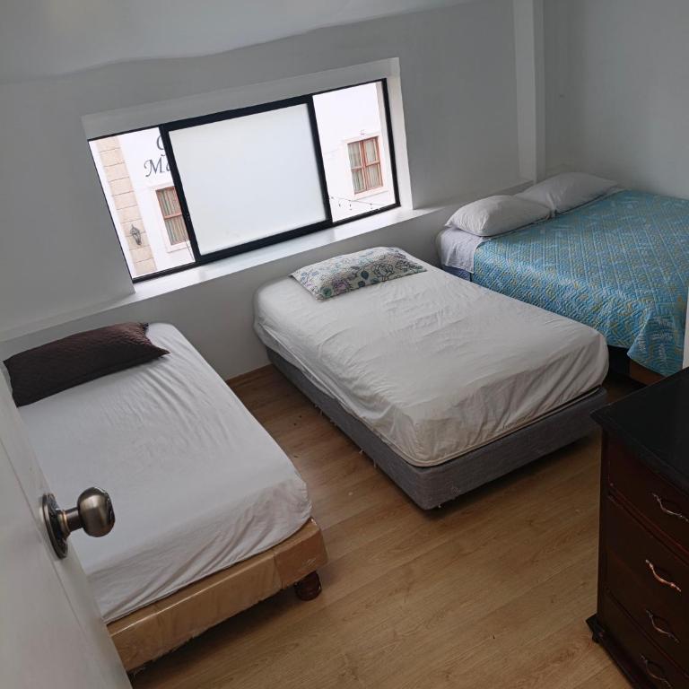 Hostal Dylan - Habitación Triple - 3
