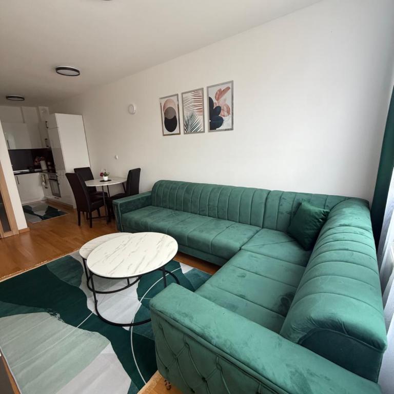 Daky home near AirPort ,tram and City center - One-Bedroom Apartment - 1