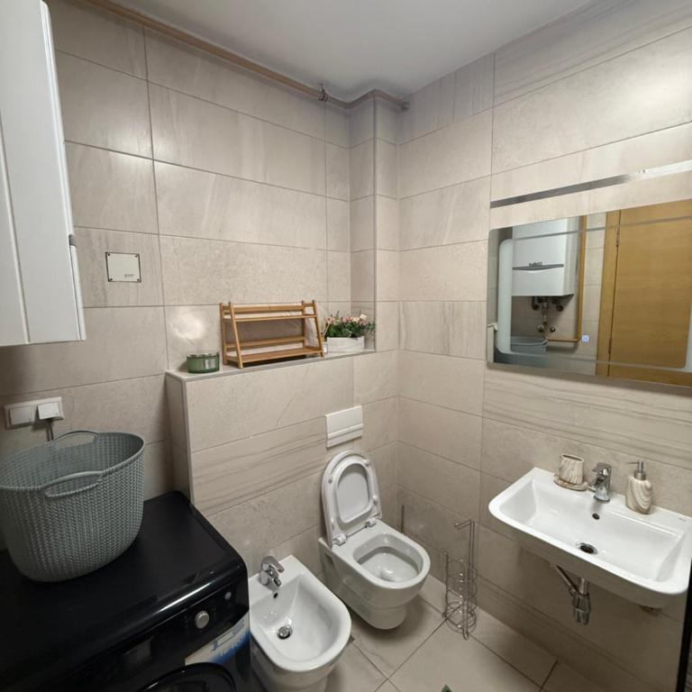 Daky home near AirPort ,tram and City center - One-Bedroom Apartment - 14