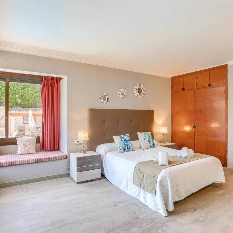 Villa Pinos by Villa Plus - Villa - 6