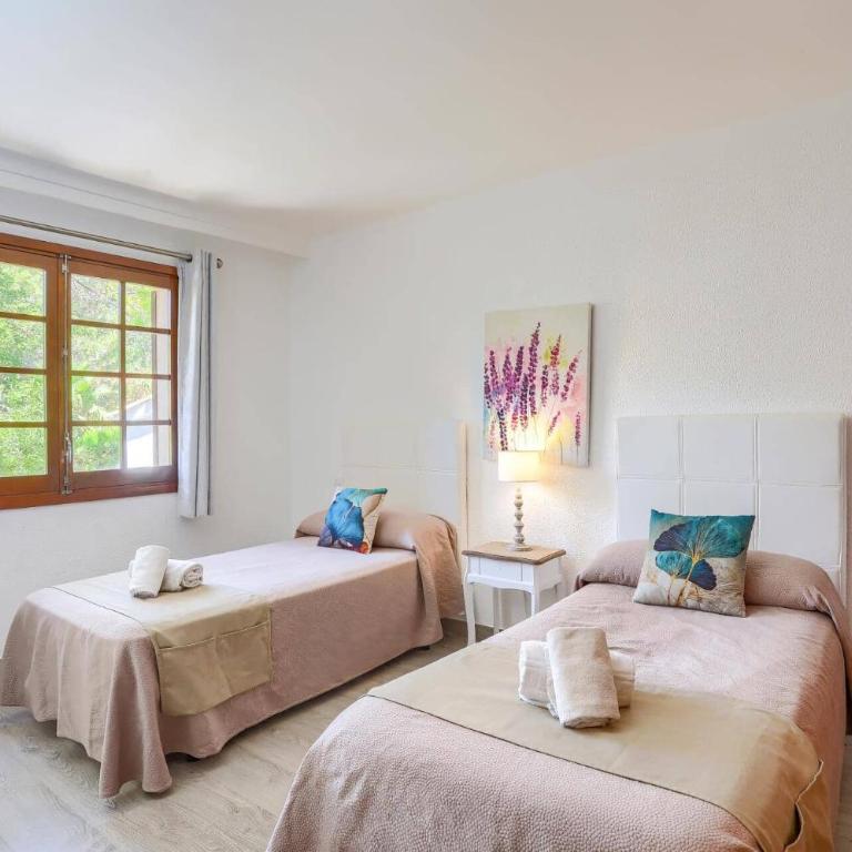 Villa Pinos by Villa Plus - Villa - 27
