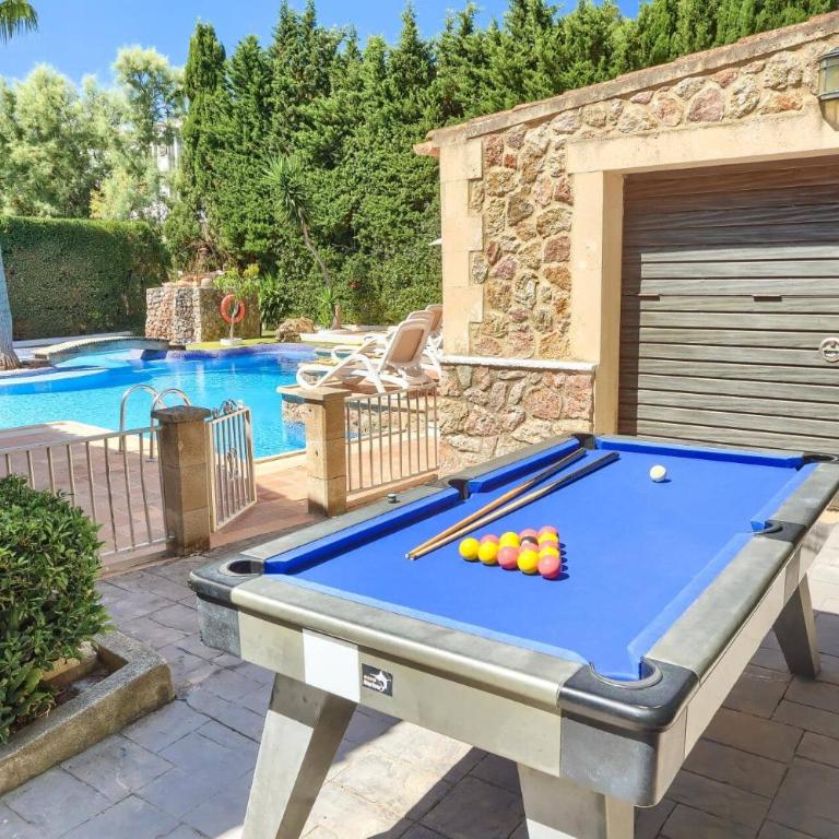 Villa Pinos by Villa Plus - Villa - 22