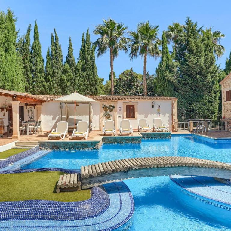 Villa Pinos by Villa Plus - Villa - 24