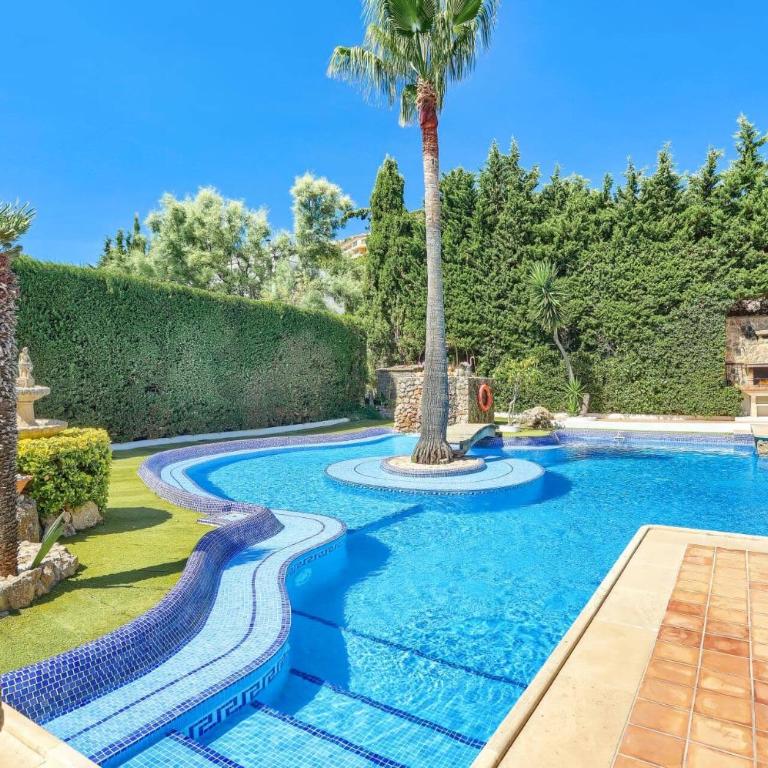 Villa Pinos by Villa Plus - Villa - 29
