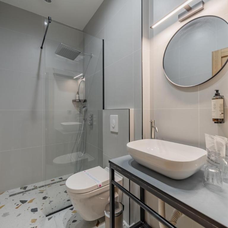 City Code InJoy RENEW - Luxury Triple Room - 4