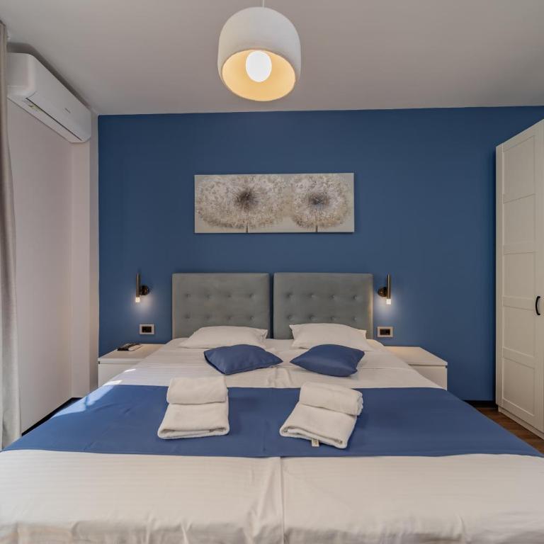 City Code InJoy RENEW - Superior Double or Twin Room with Terrace - 2