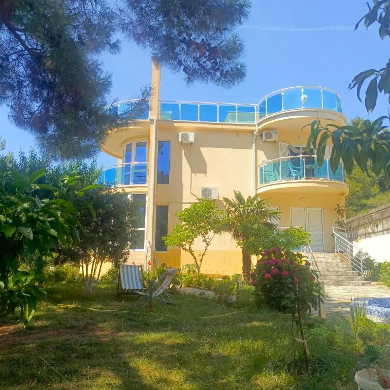 Guest House Sunny Villa - Double Room with Balcony - 3